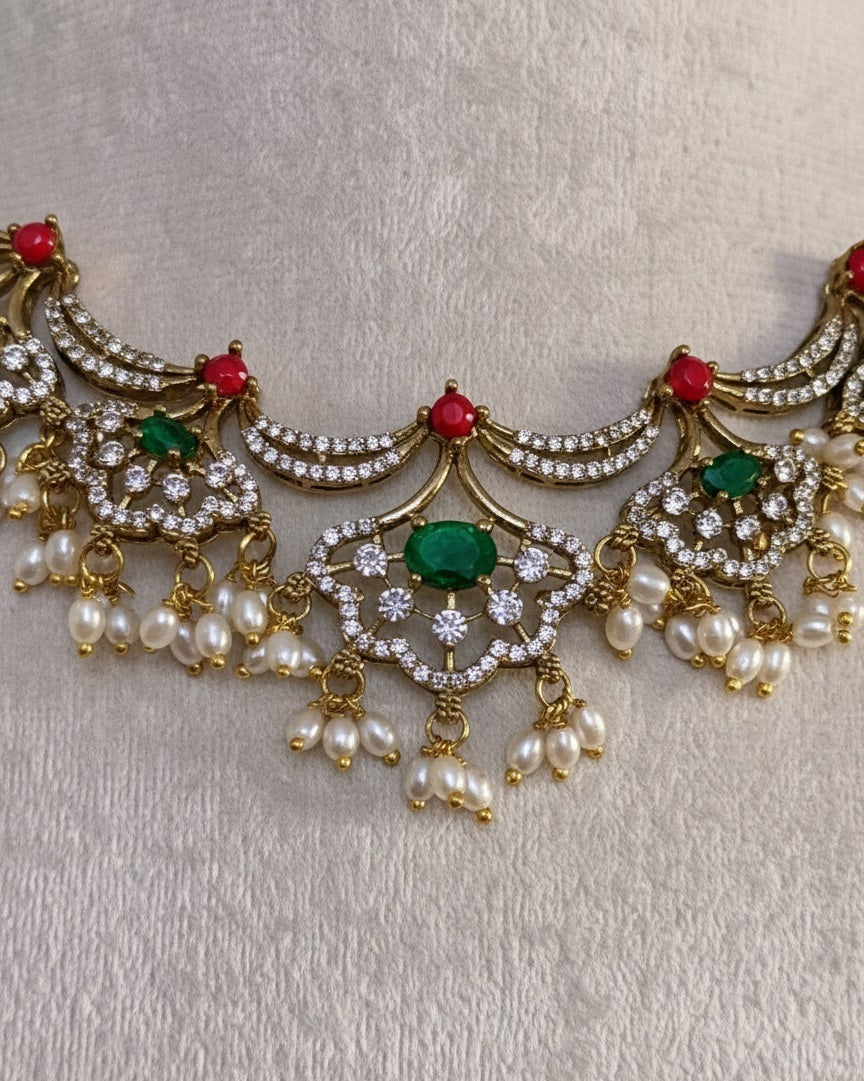 Gold-Plated Antique Kundan Scalloped Necklace Set with Soft Pink Stones & Pearl Clusters