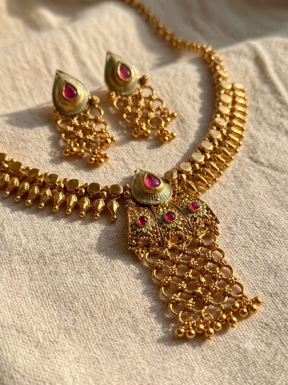 Traditional Antique Finish Meenakari & Pink Stone Necklace Set