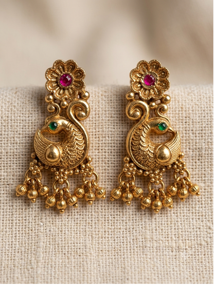 Antique Gold Peacock Motif Pearl Choker Set | Ratna Riwaz