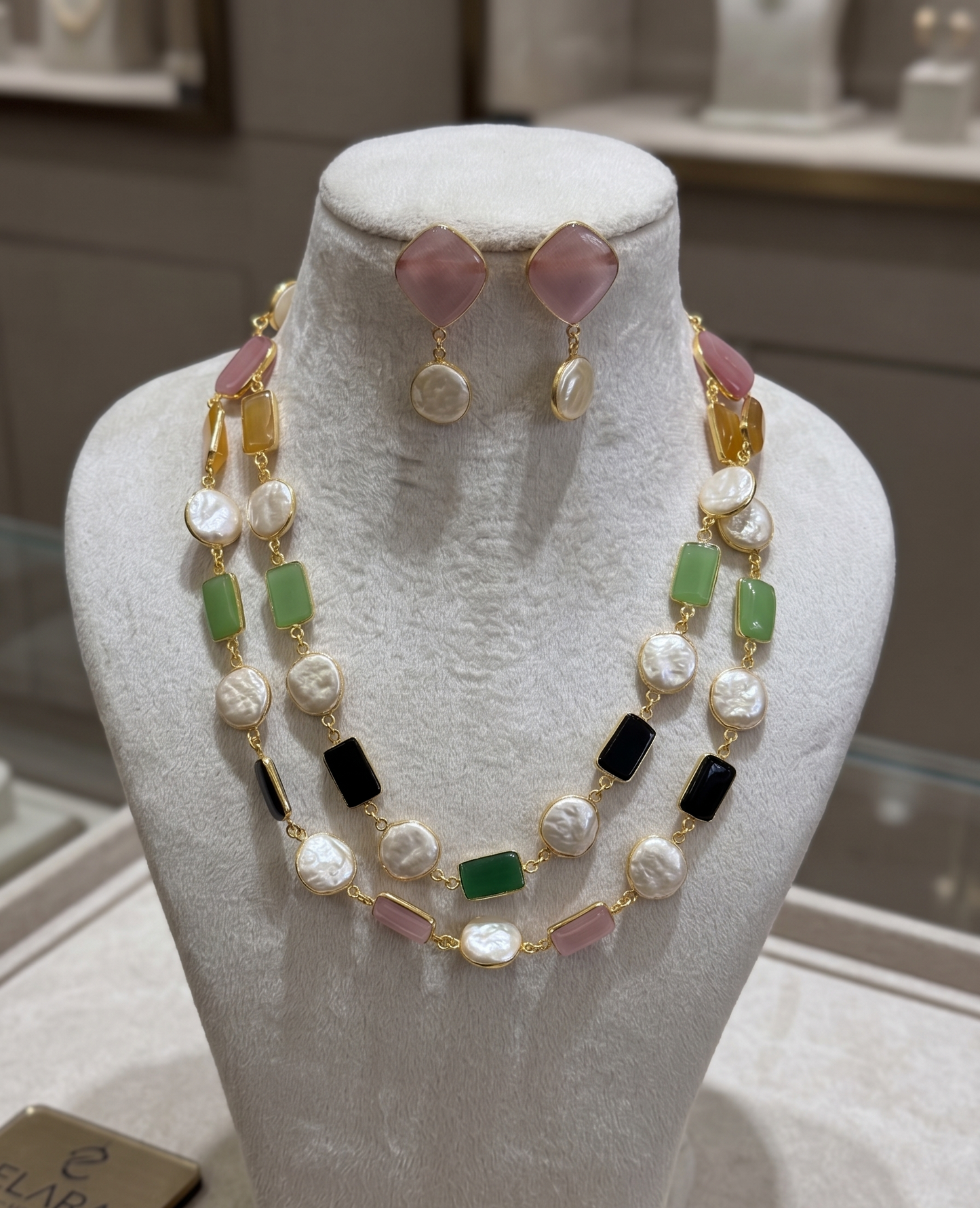 Exquisite Double-Layer Monalisa Stone & Mother of Pearl (MOP) Necklace Set with Coordinating Drop Earrings