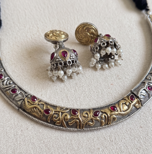 Dual-Tone Oxidized Silver Hasli Necklace Set with Matching Jhumkas – Pink Stone & Pearl Accents