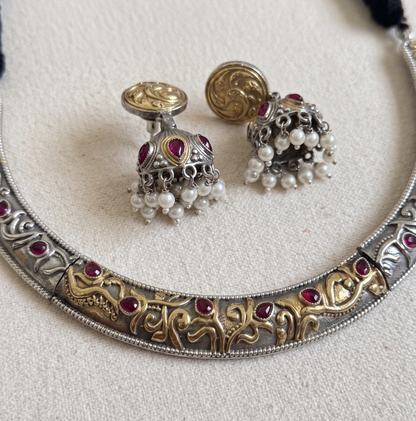Dual-Tone Oxidized Silver Hasli Necklace Set with Matching Jhumkas – Pink Stone & Pearl Accents