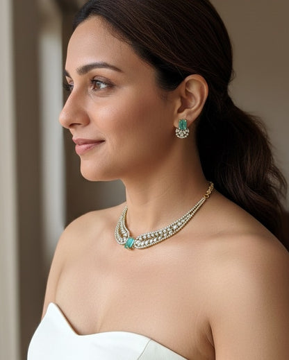 Modern Gold-Plated Crystal Choker with Emerald Green Geometric Stones