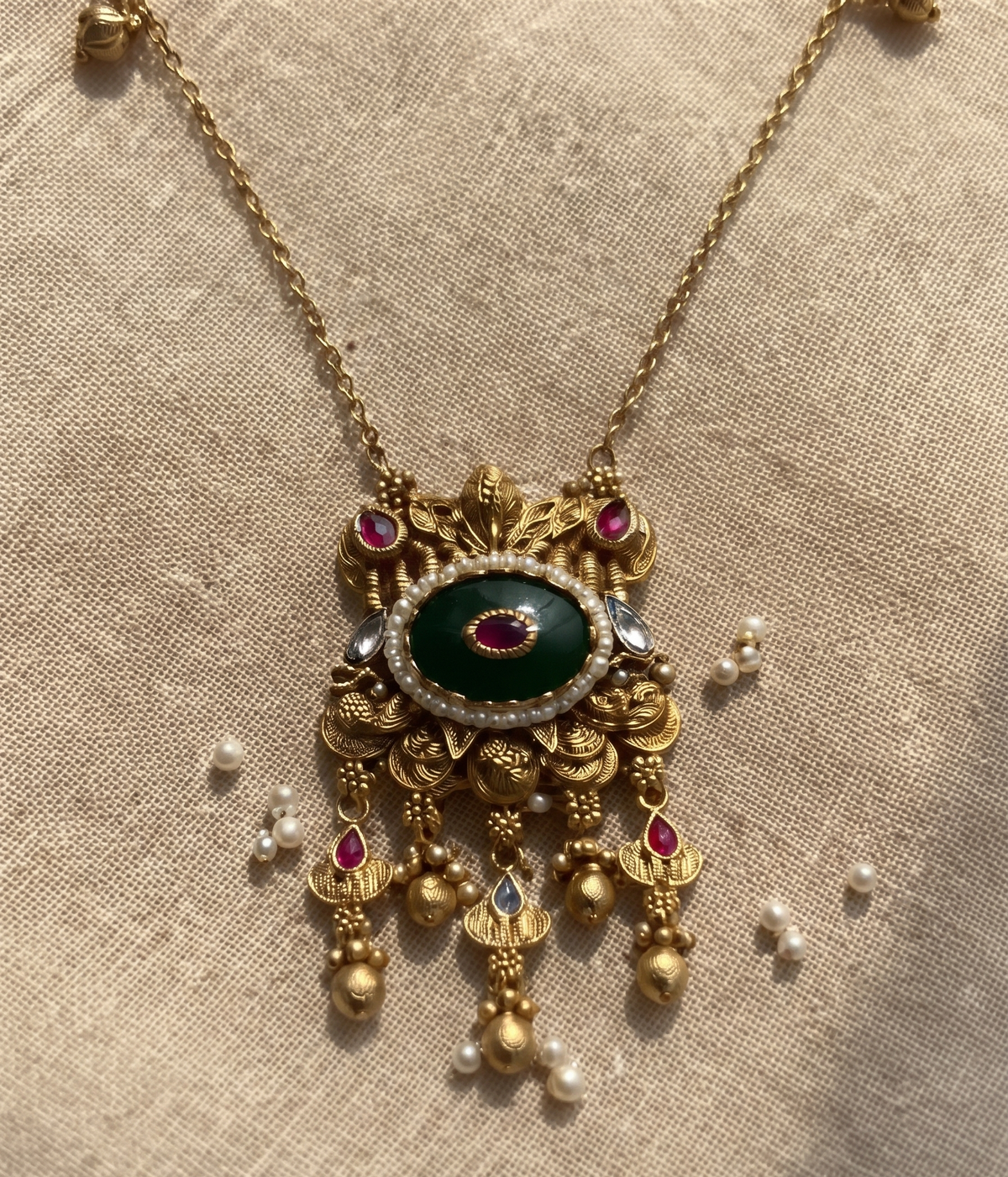 Regal Heritage Gold-Tone Gemstone Pendant Necklace and Matching Earrings Set