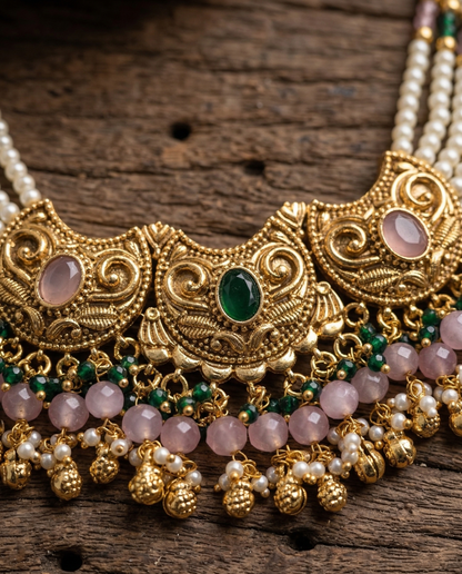 Pastel Fusion Antique Gold Kundan Choker Set with Maang Tikka