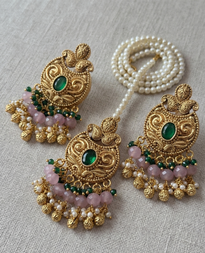 Pastel Fusion Antique Gold Kundan Choker Set with Maang Tikka
