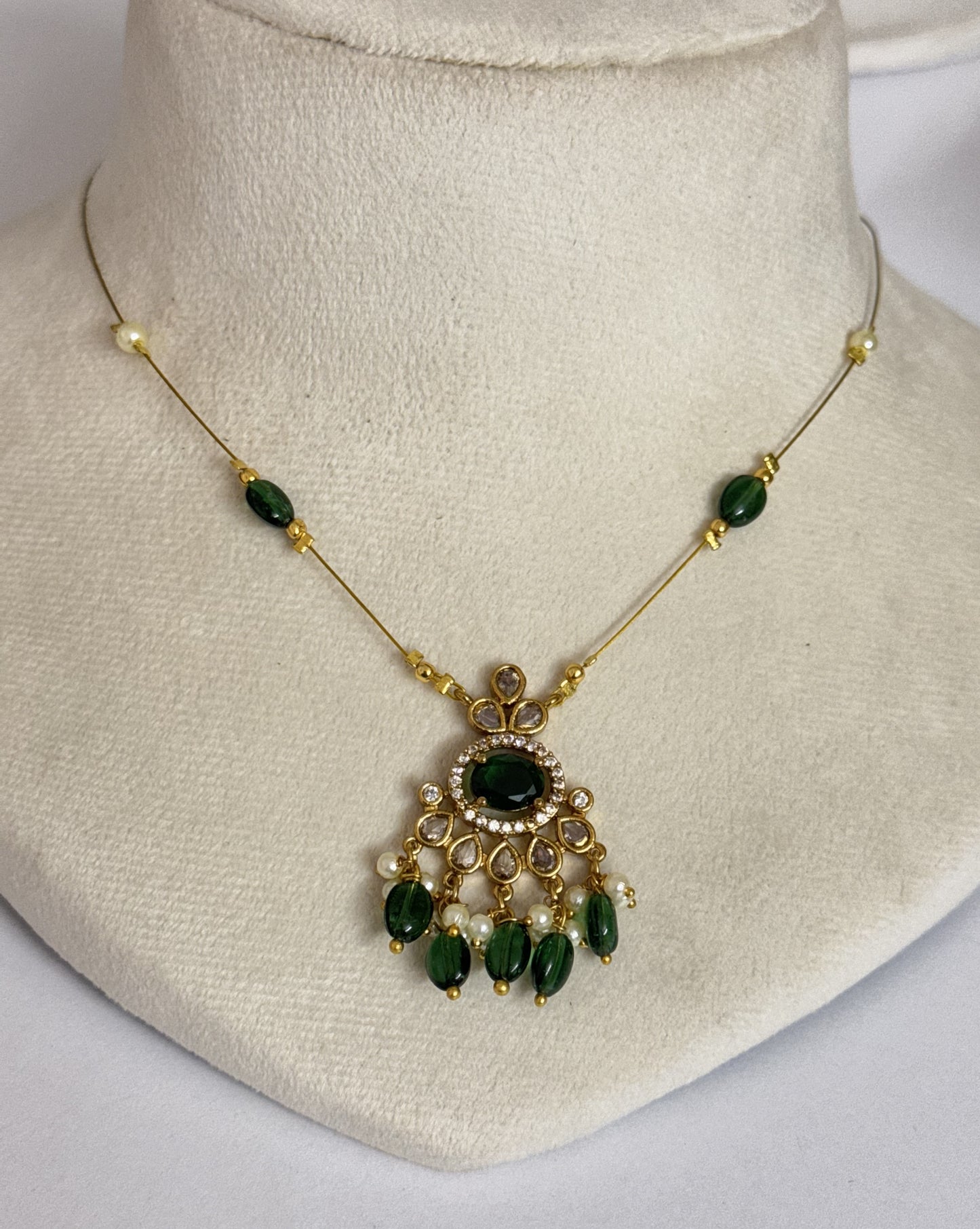 Royal Emerald Statement Floating Necklace – Invisible Gold Wire Choker with Pearl & Green Bead Fringe