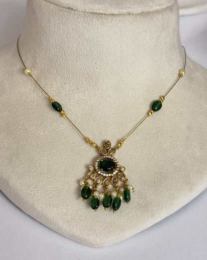 Royal Emerald Statement Floating Necklace – Invisible Gold Wire Choker with Pearl & Green Bead Fringe