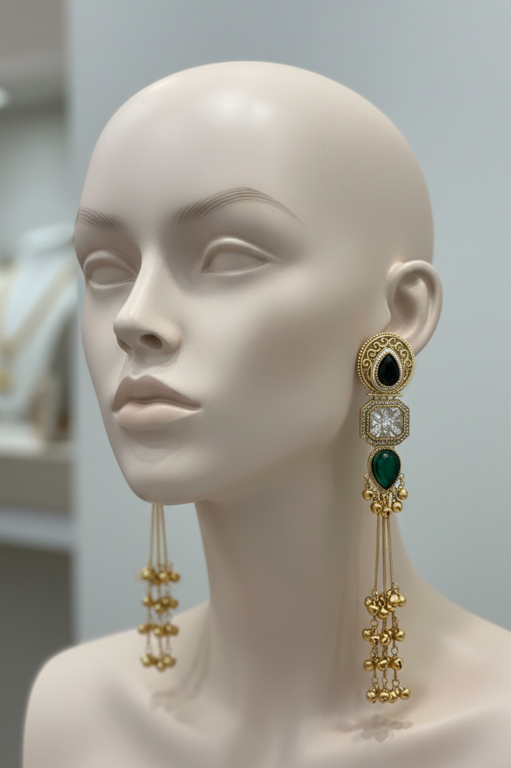 Kashmiri Kundan Ghungroo Jhumka Earrings with Pearl-Studded Sahara Chains