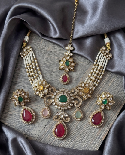 Royal Pastel Kundan & Pearl Choker Set with Matching Maang Tikka