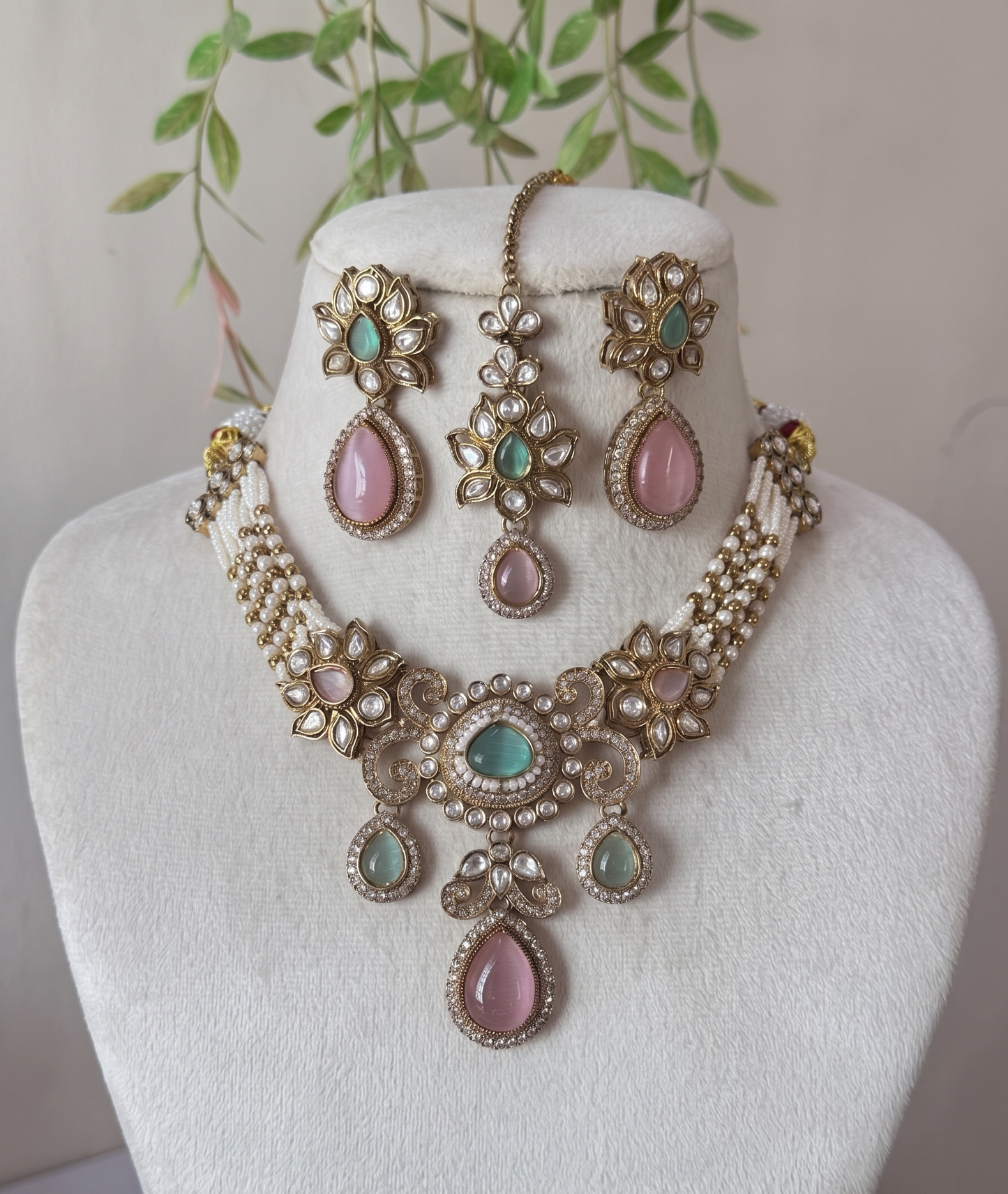 Royal Pastel Kundan & Pearl Choker Set with Matching Maang Tikka
