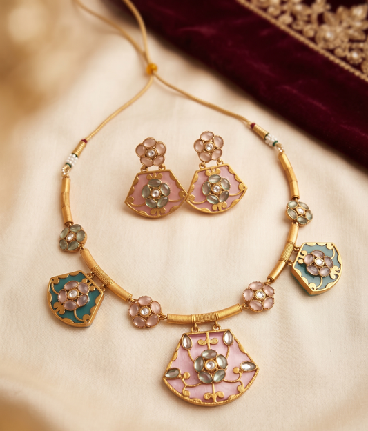 Elegant Kundan & Meenakari Fan-Motif Necklace Set with Matching Earrings