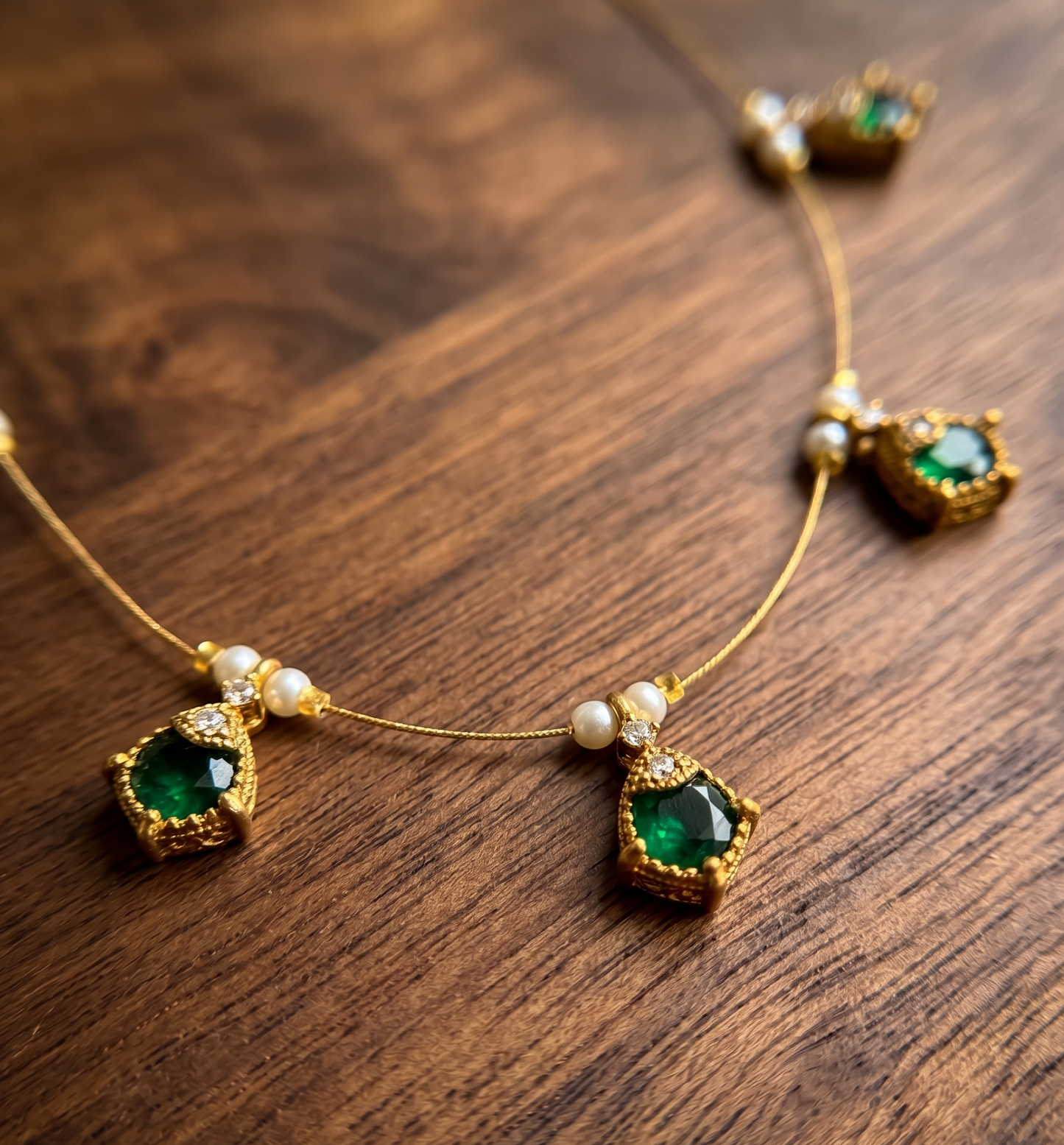 Elegant Floating Stone Invisible Chain Necklace – Minimalist Gold-Tone Embellished invisible chain