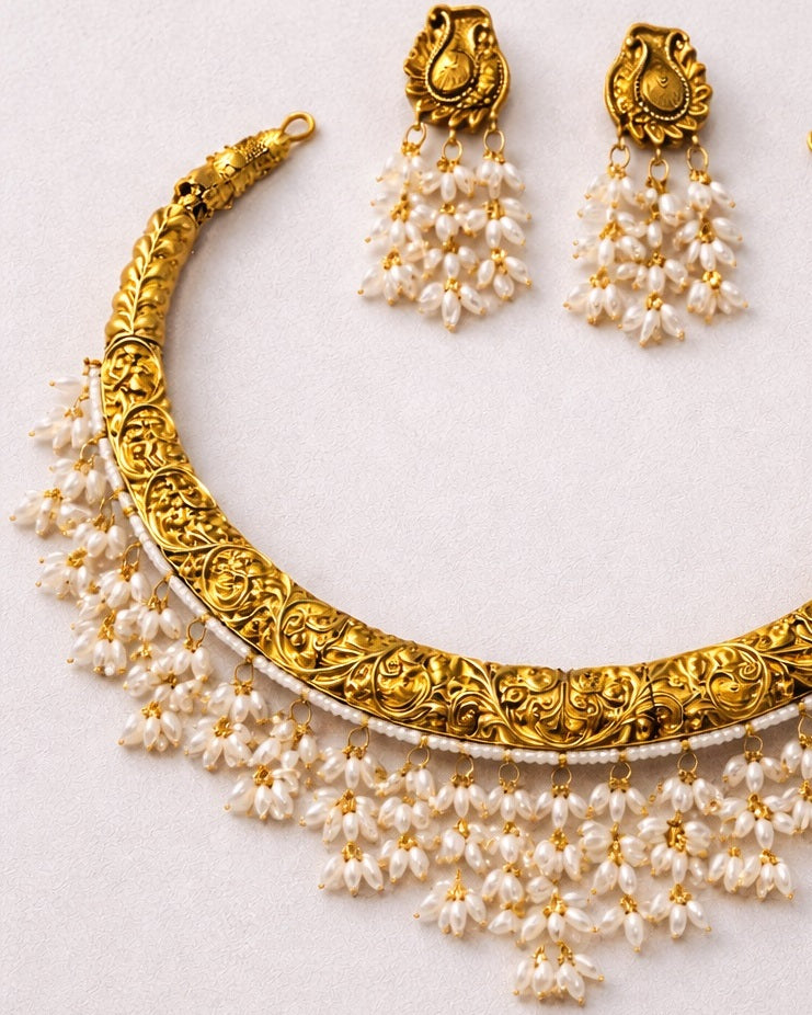 Antique Gold-Plated Floral Carved Hasli Necklace Set with Seed Pearl Droplets