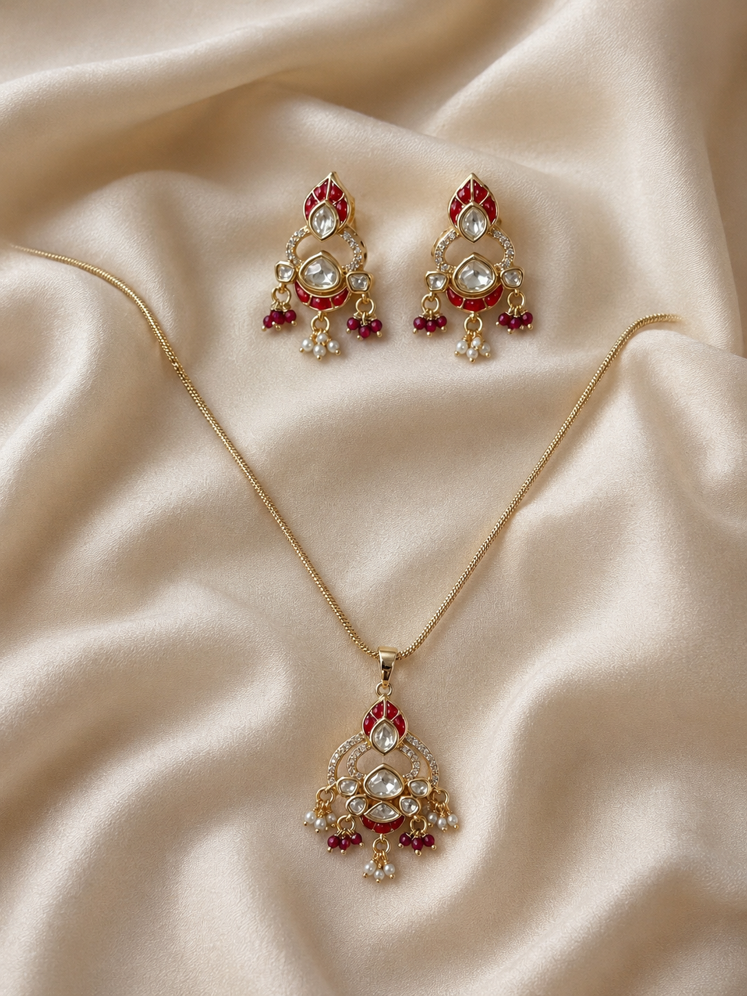 Exquisite Moissanite Stone Chain Pendant Set with Enamel & Pearl Accents