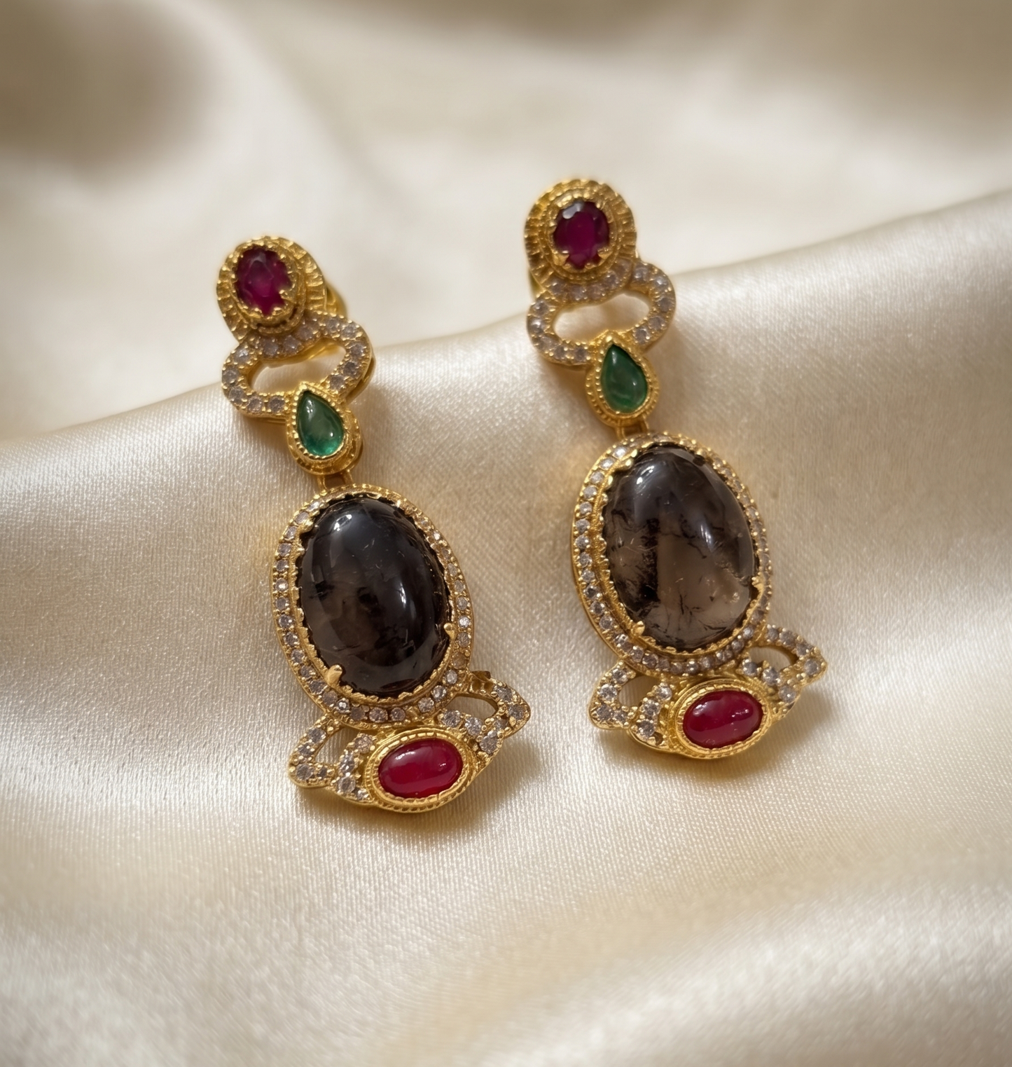 Royal Sabyasachi-Inspired Multitone Polki and Gemstone Interchangeable Choker Necklace Set