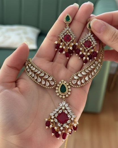 Royal Gold-Plated Teardrop Necklace Set with Ruby Red Centerpiece & Emerald Accents